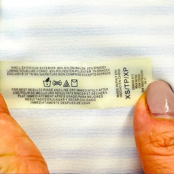 VICTORIA’S SECRET Geometric Striped Bikini - Picture 7 of 7